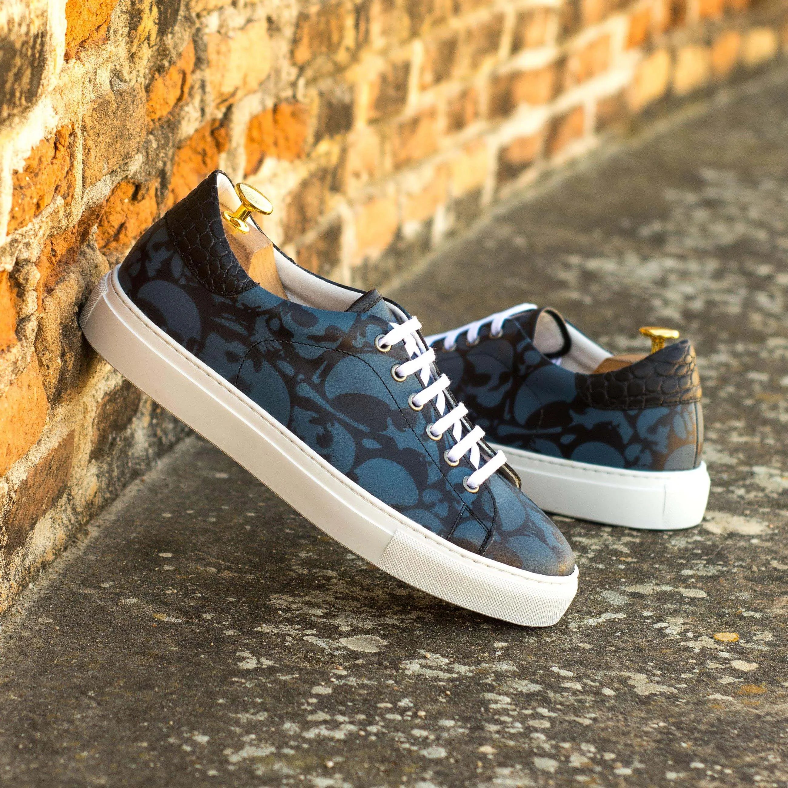 Patterned blue leather Adramalish trainer sneaker
