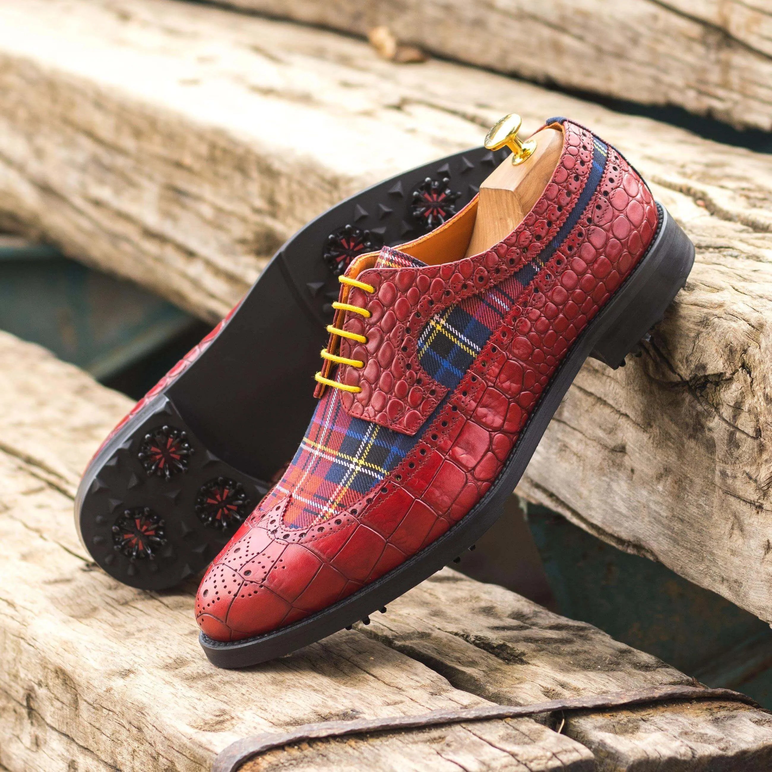 Red plaid Aldorado Longwing Blucher Golf Shoes II back view