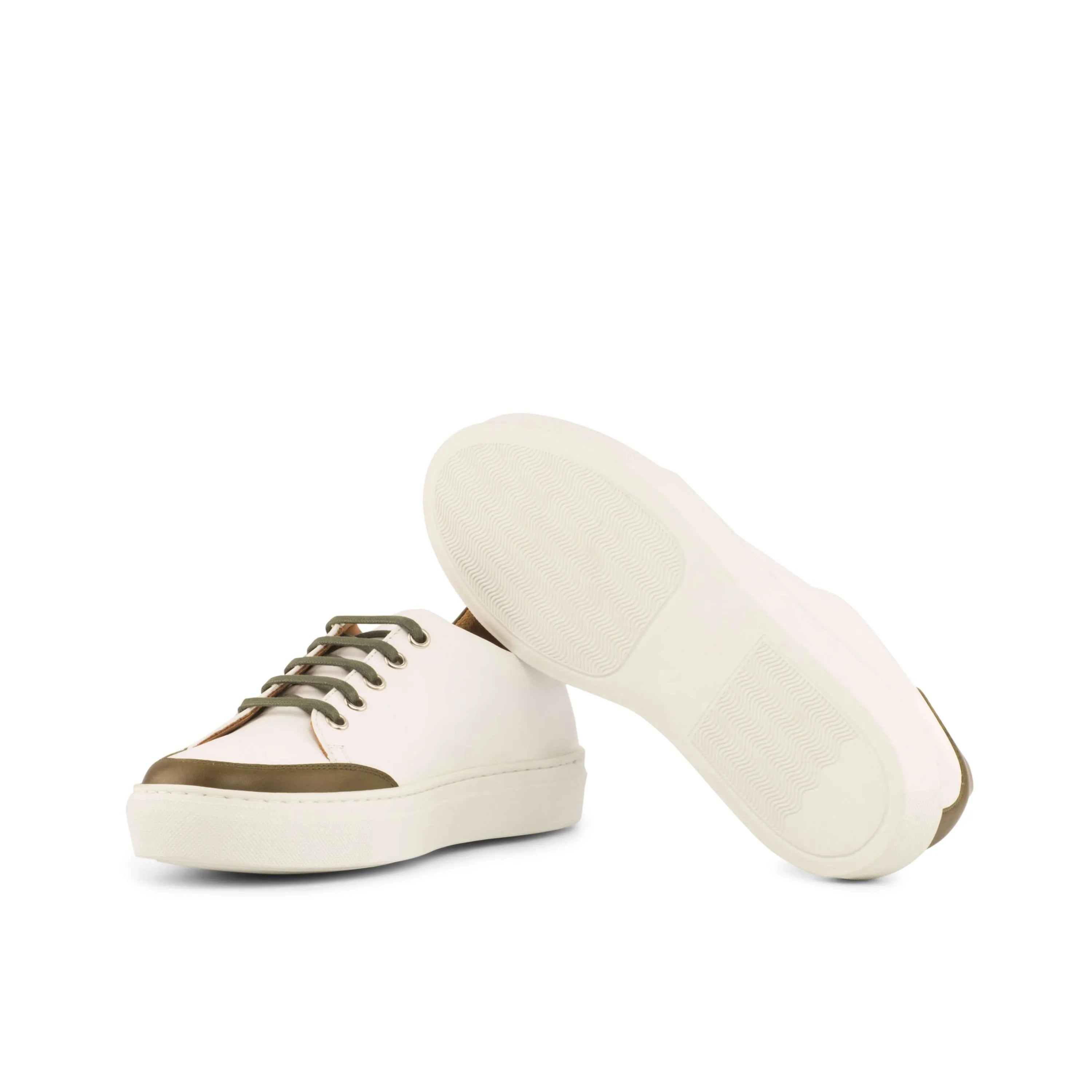 Alia ladies tennis sneaker: white leather with olive green accents