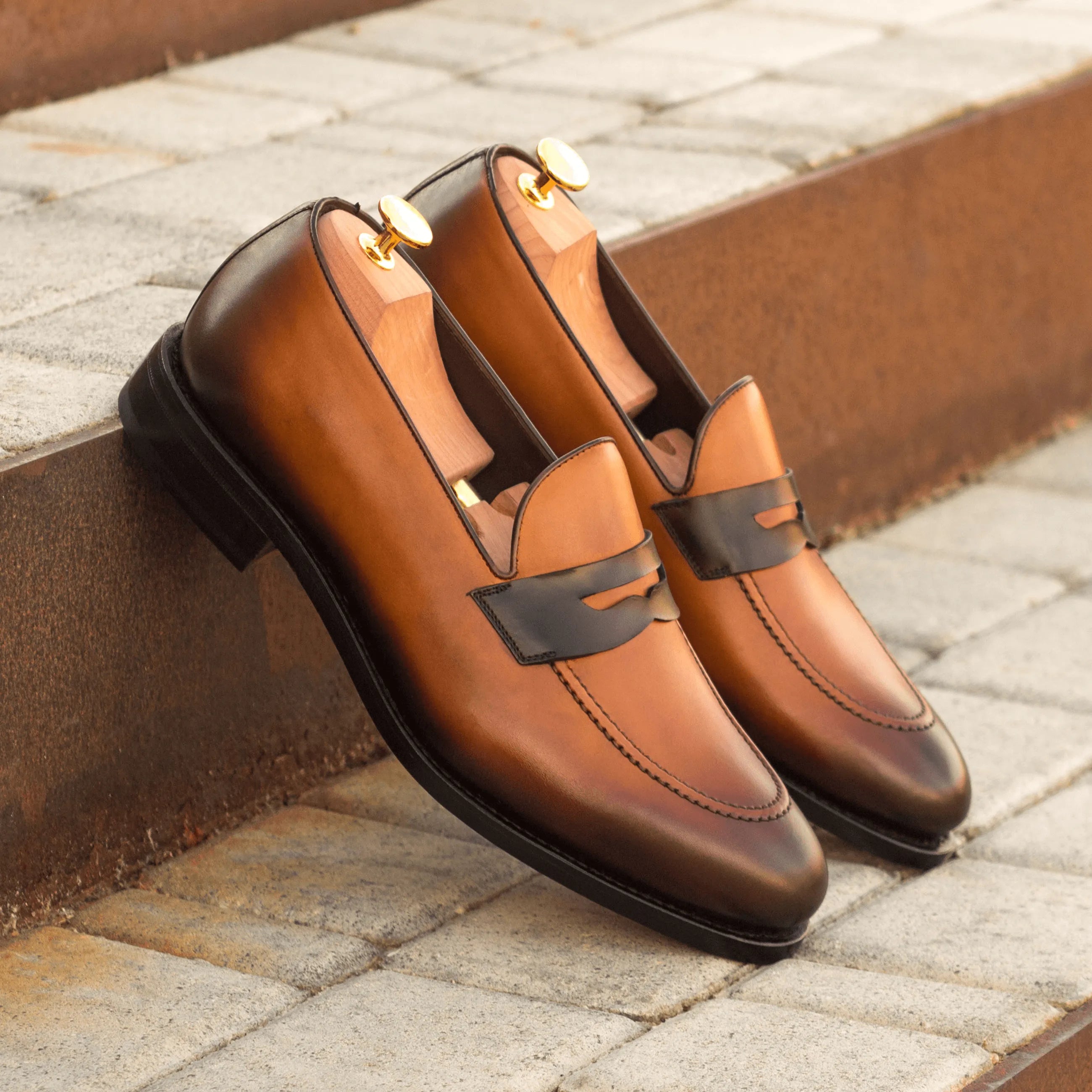Alto loafers II: brown leather penny loafers for men