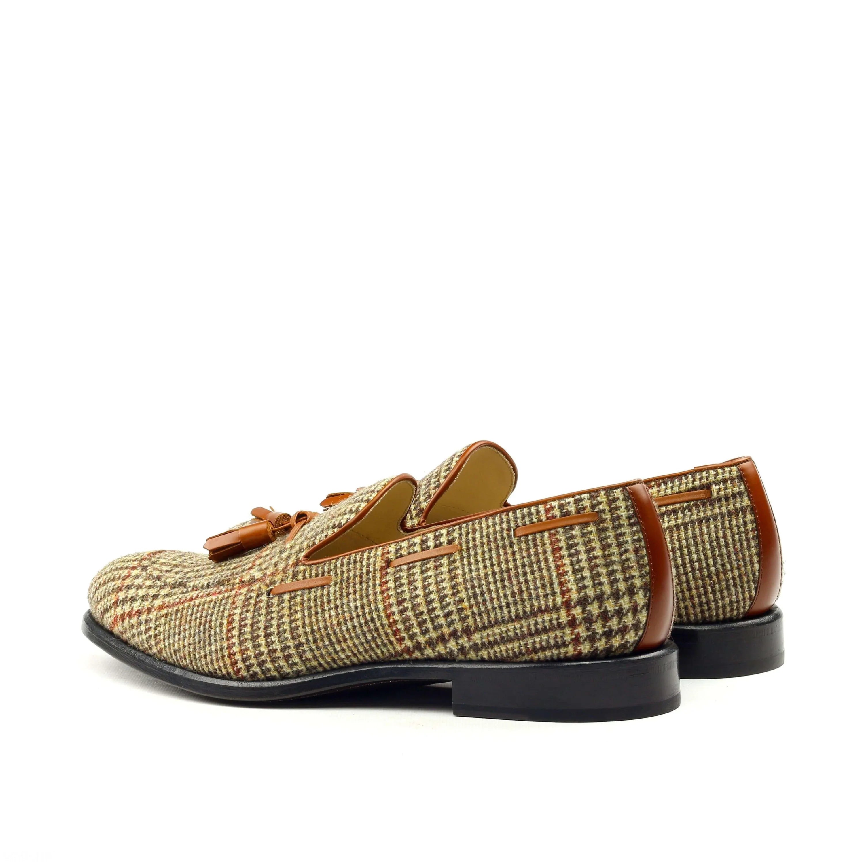 Avidon loafers II in tweed tassel with rounded toe for luxury bespoke shoes for men