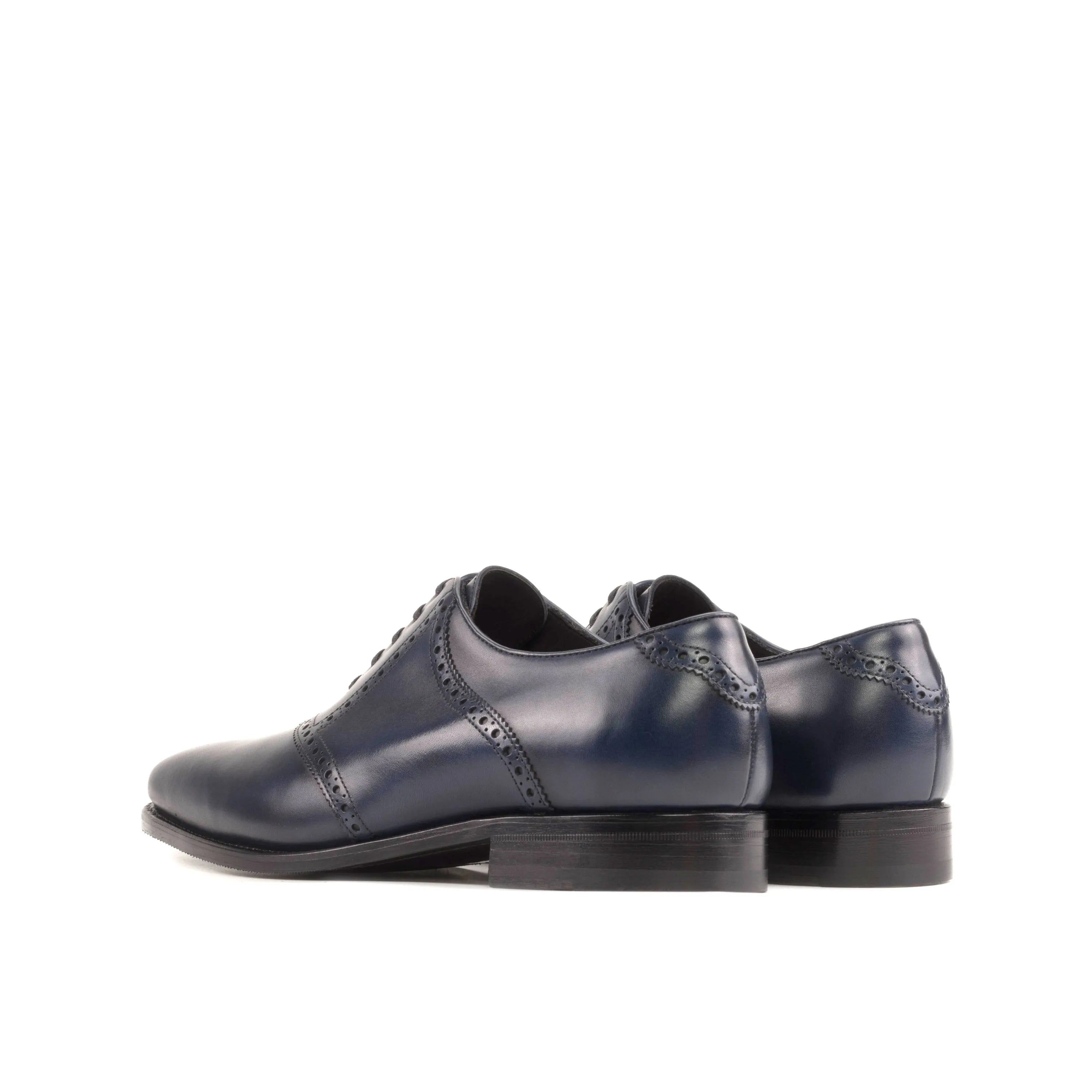 Carmine saddle shoes: pair of navy blue leather dress shoes