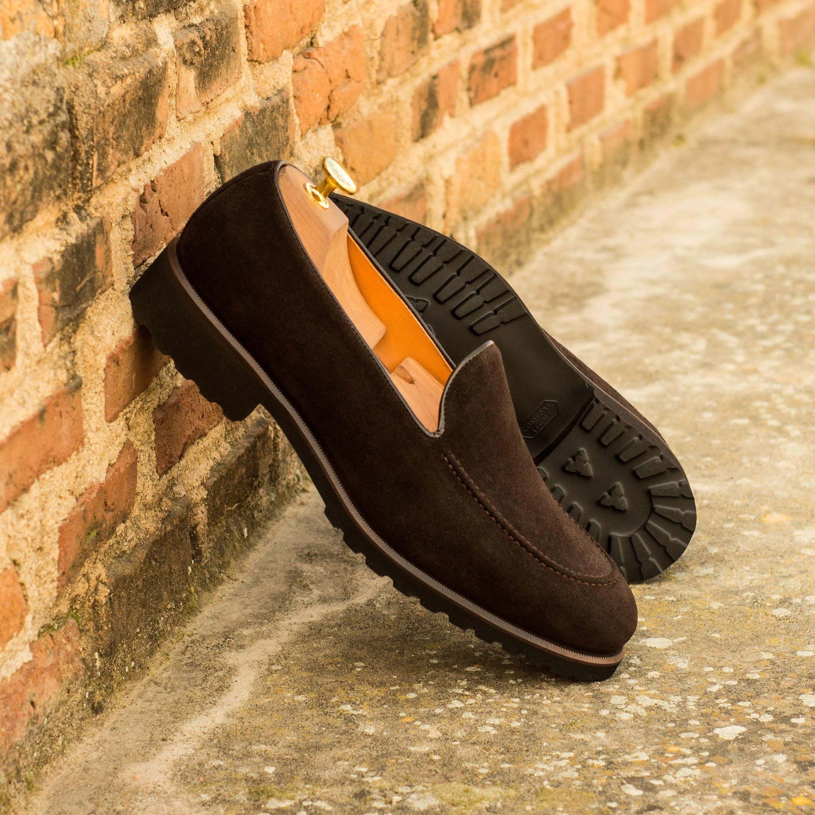 Dark brown Chahta Loafers II with rounded toe, brown suede back view
