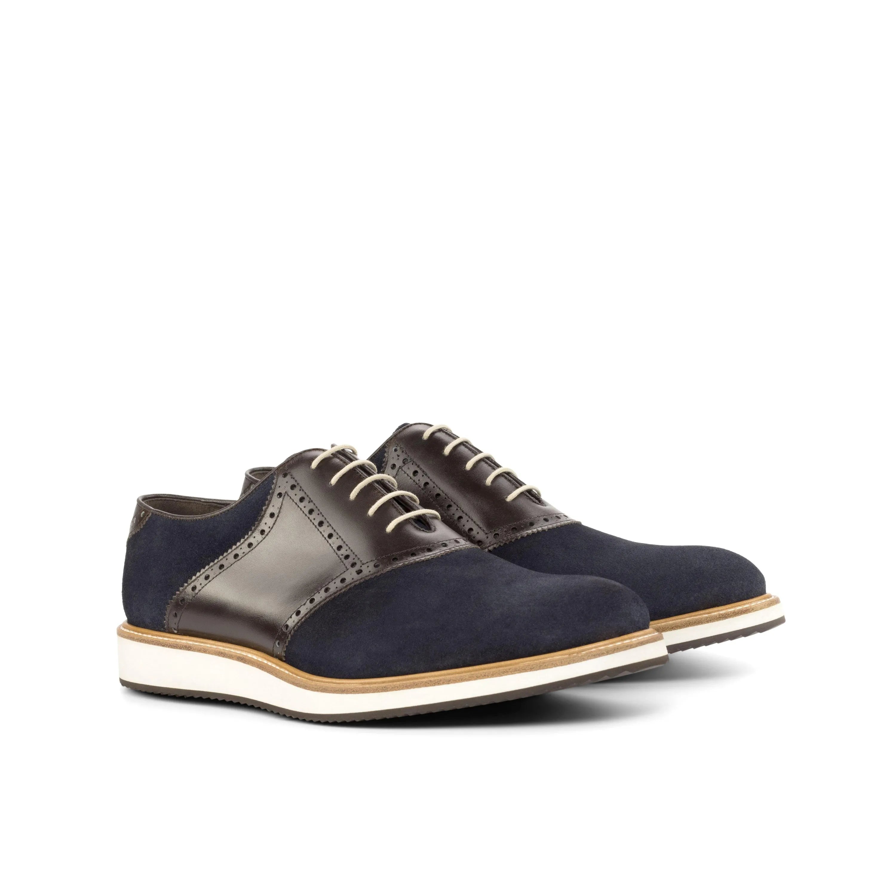 D49 saddle shoes with two-tone leather and suede design