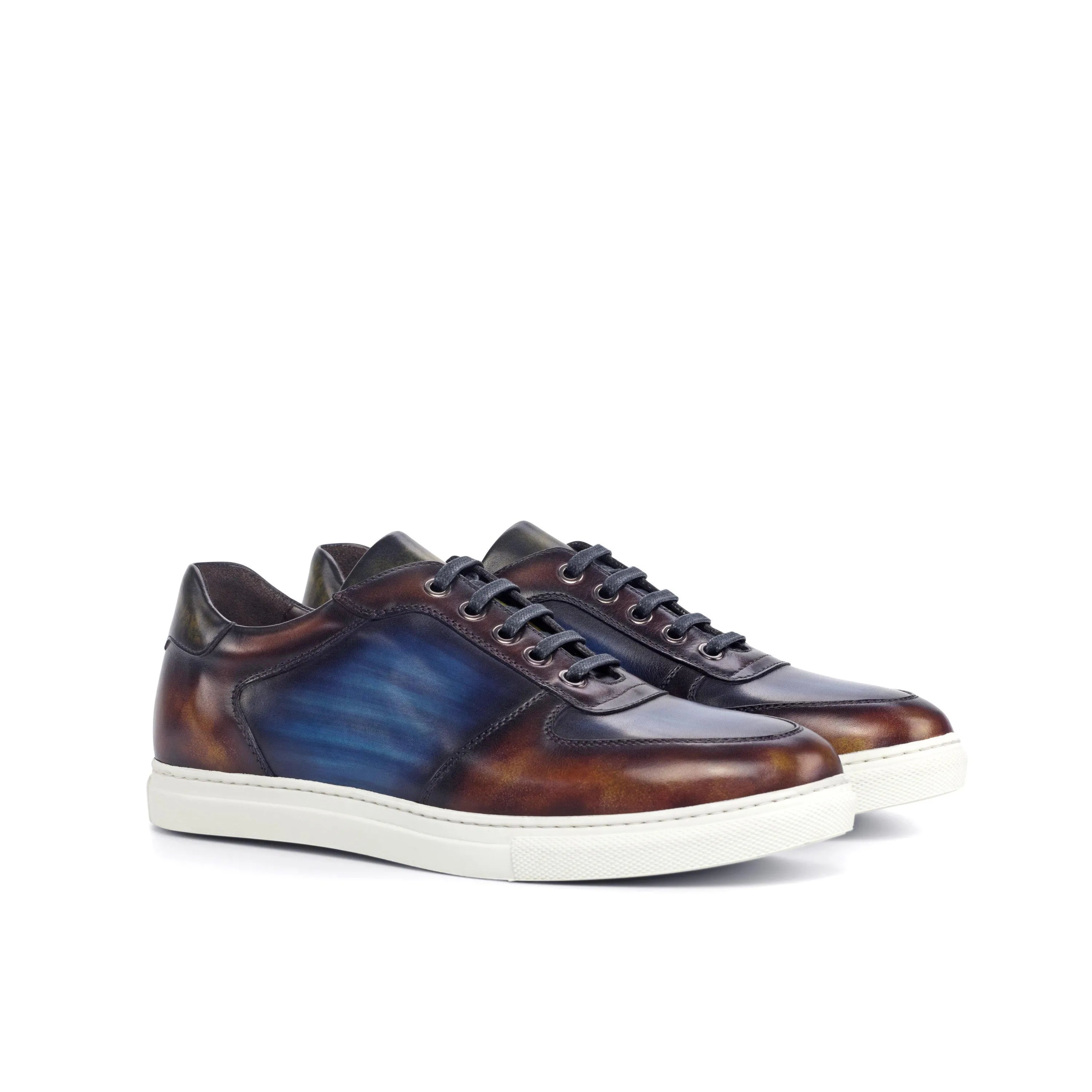 Deen patina low top sneaker II in leather with blue and brown patina