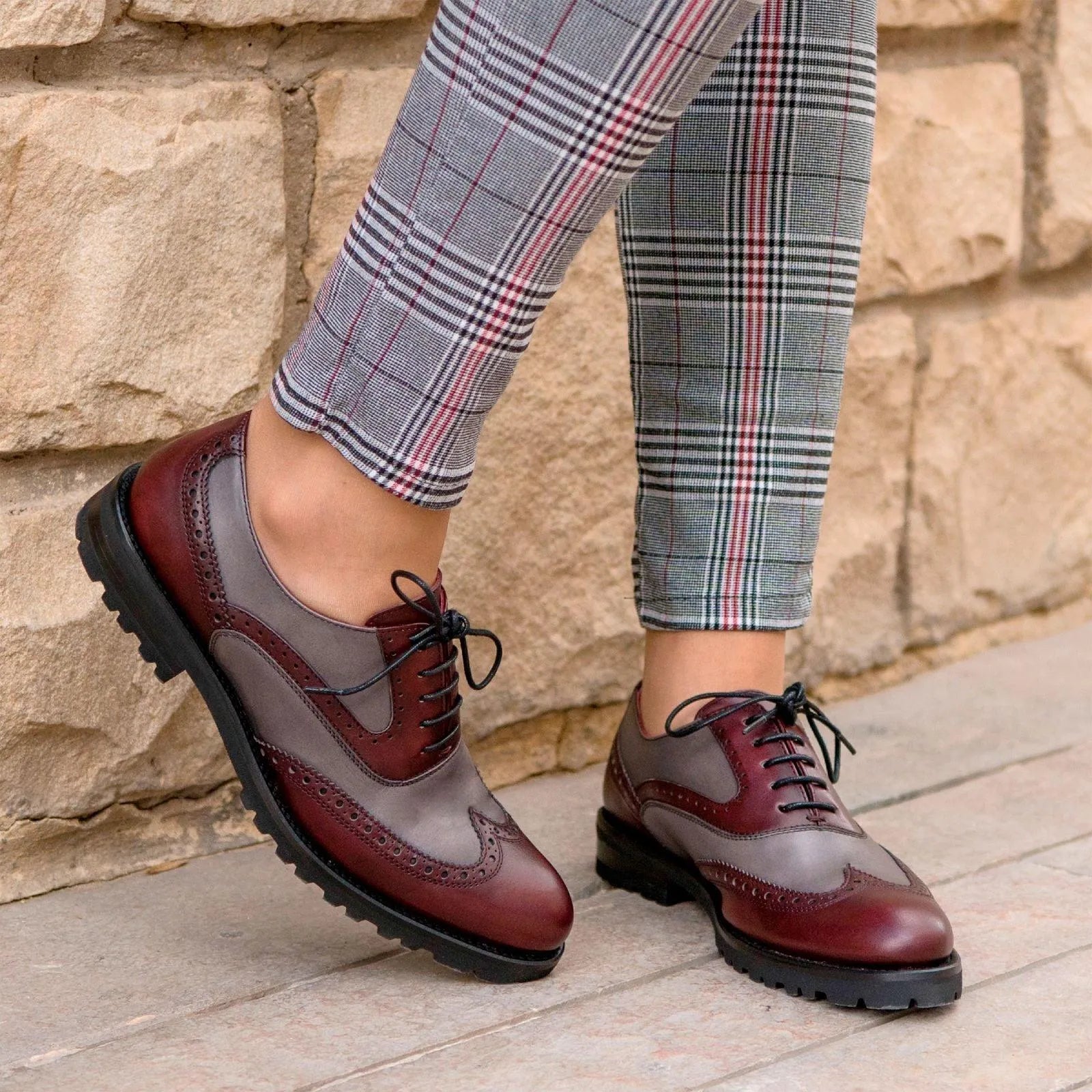 Delila ladies full brogue shoes II two-tone wingtip painted calf
