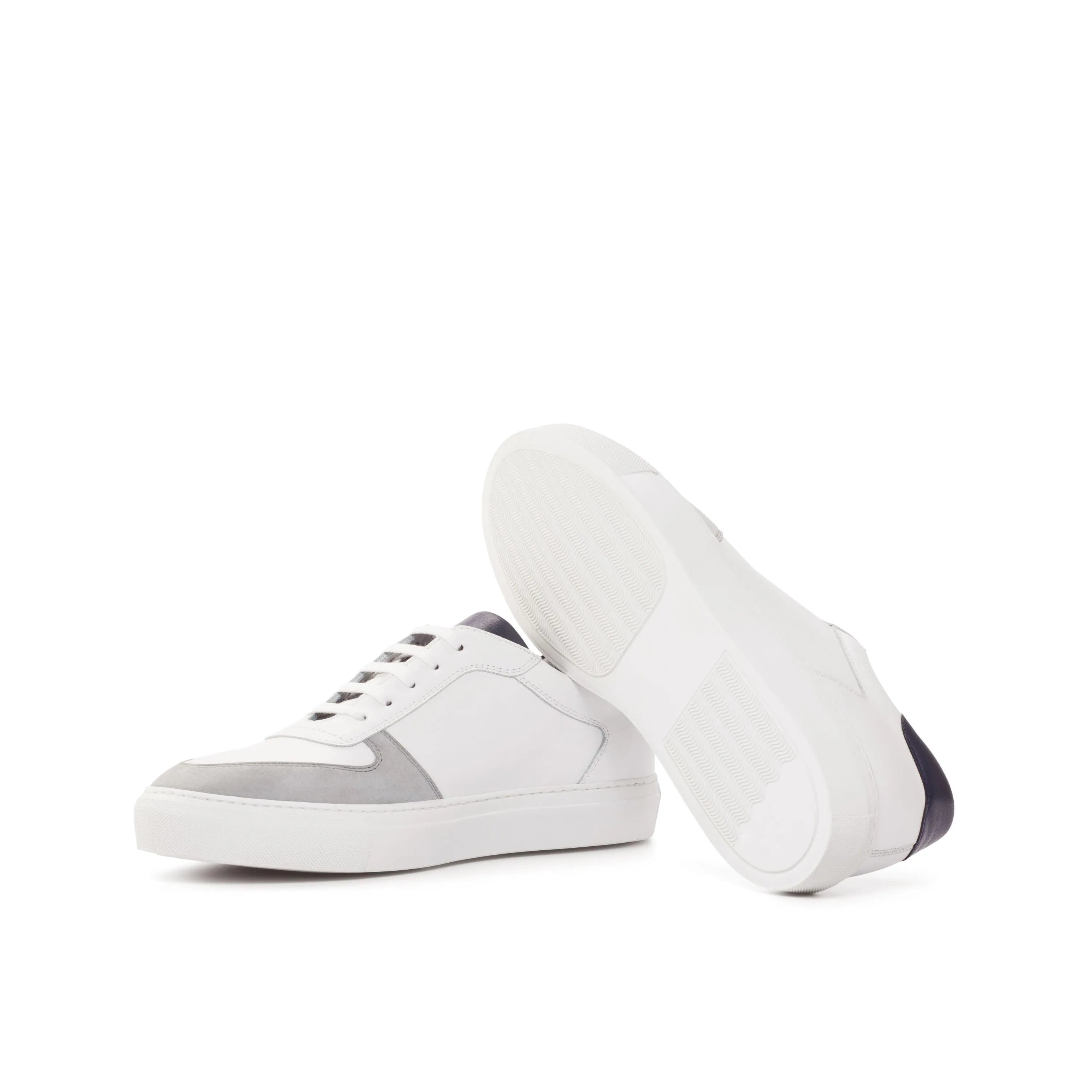 DW15 low top trainer sneaker in white and gray box calf leather