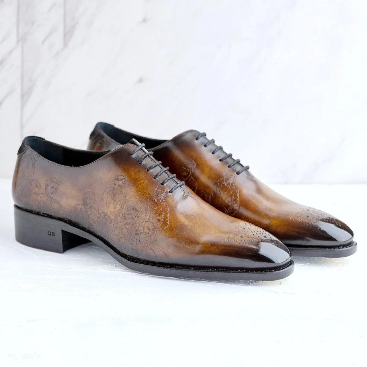 El President Patina whole cut shoes in brown Italian crust leather