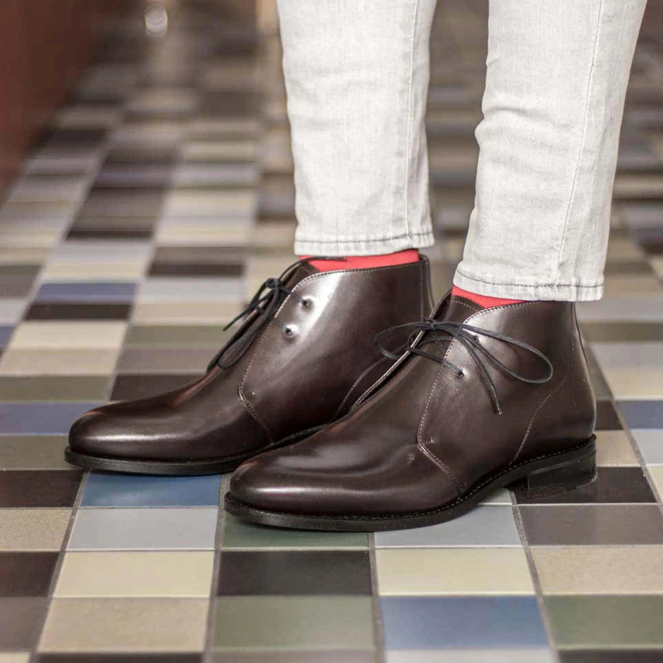 Hawa Chukka boots in brown leather, fast lane style