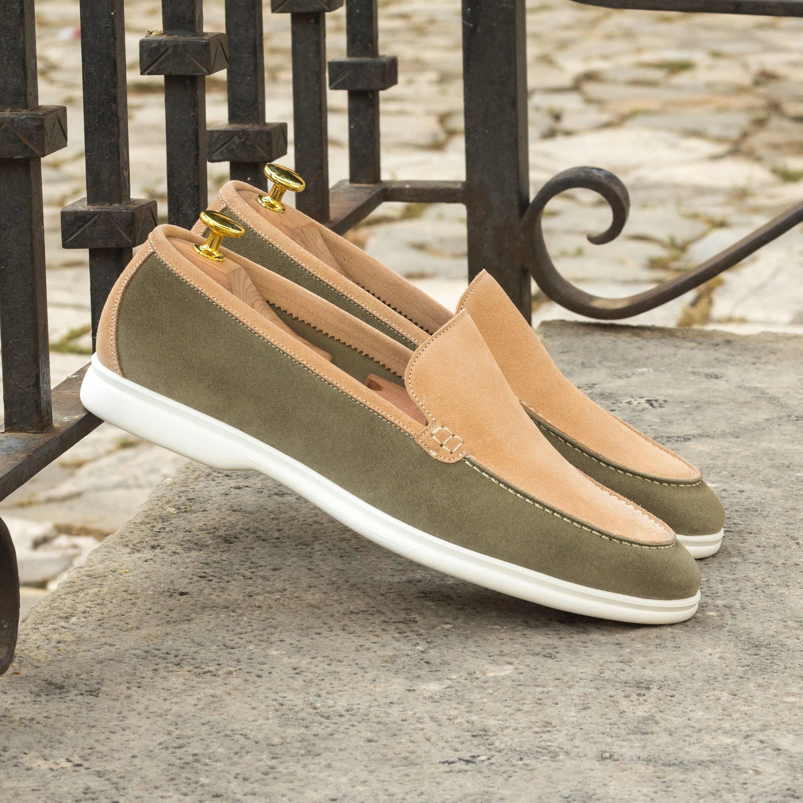 Juan Moc Flex olive green and tan leather loafers