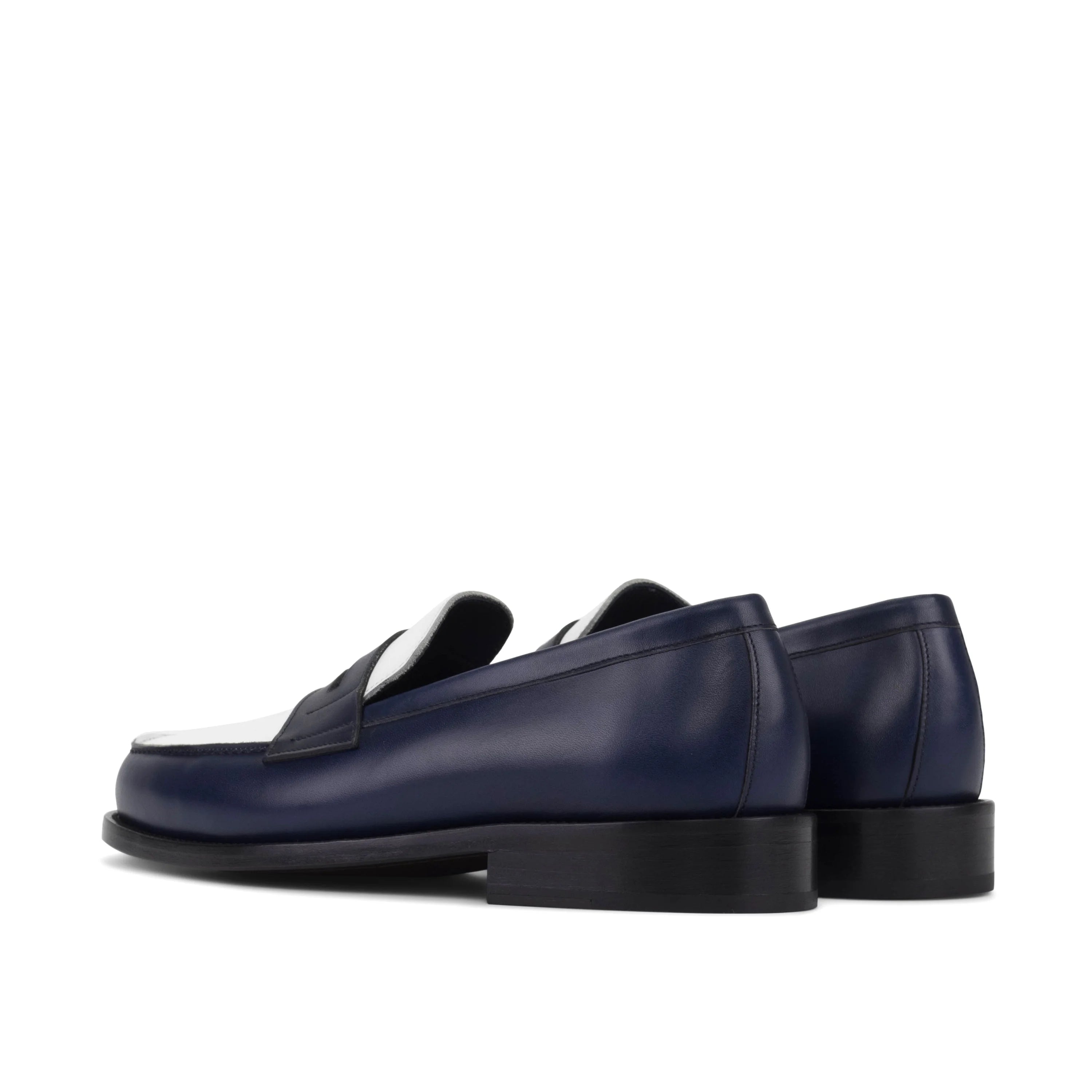 Marew penny loafers in navy calf leather with leather sole