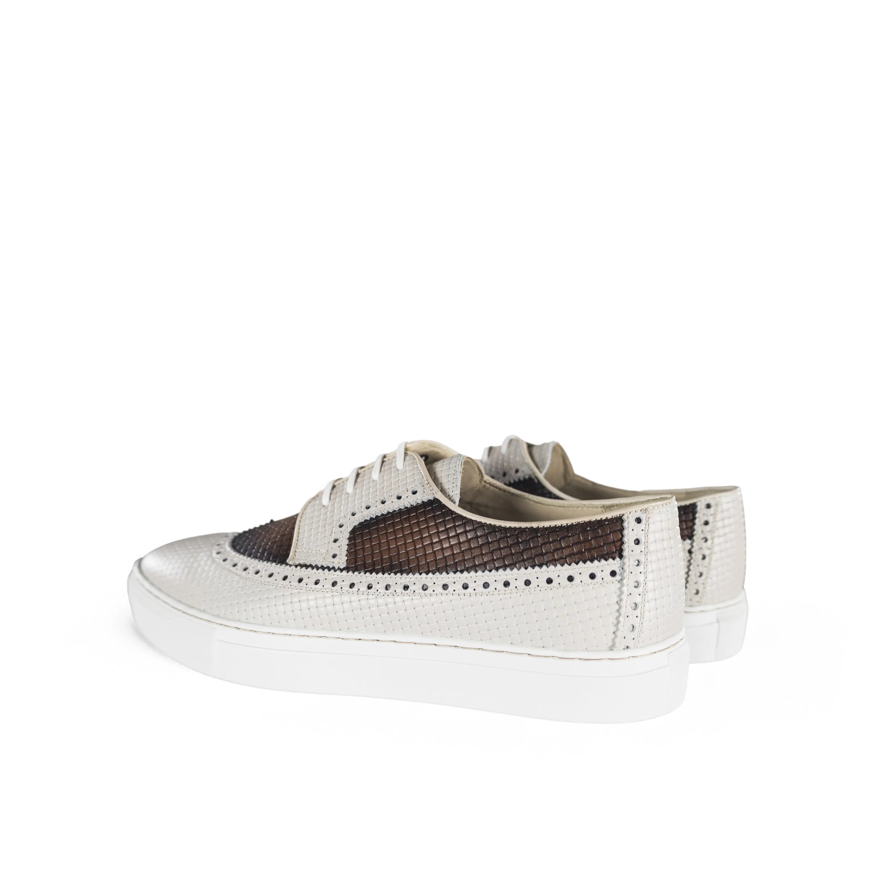 Markof Longwing Sneaker II with two-toned leather and wingtip detailing