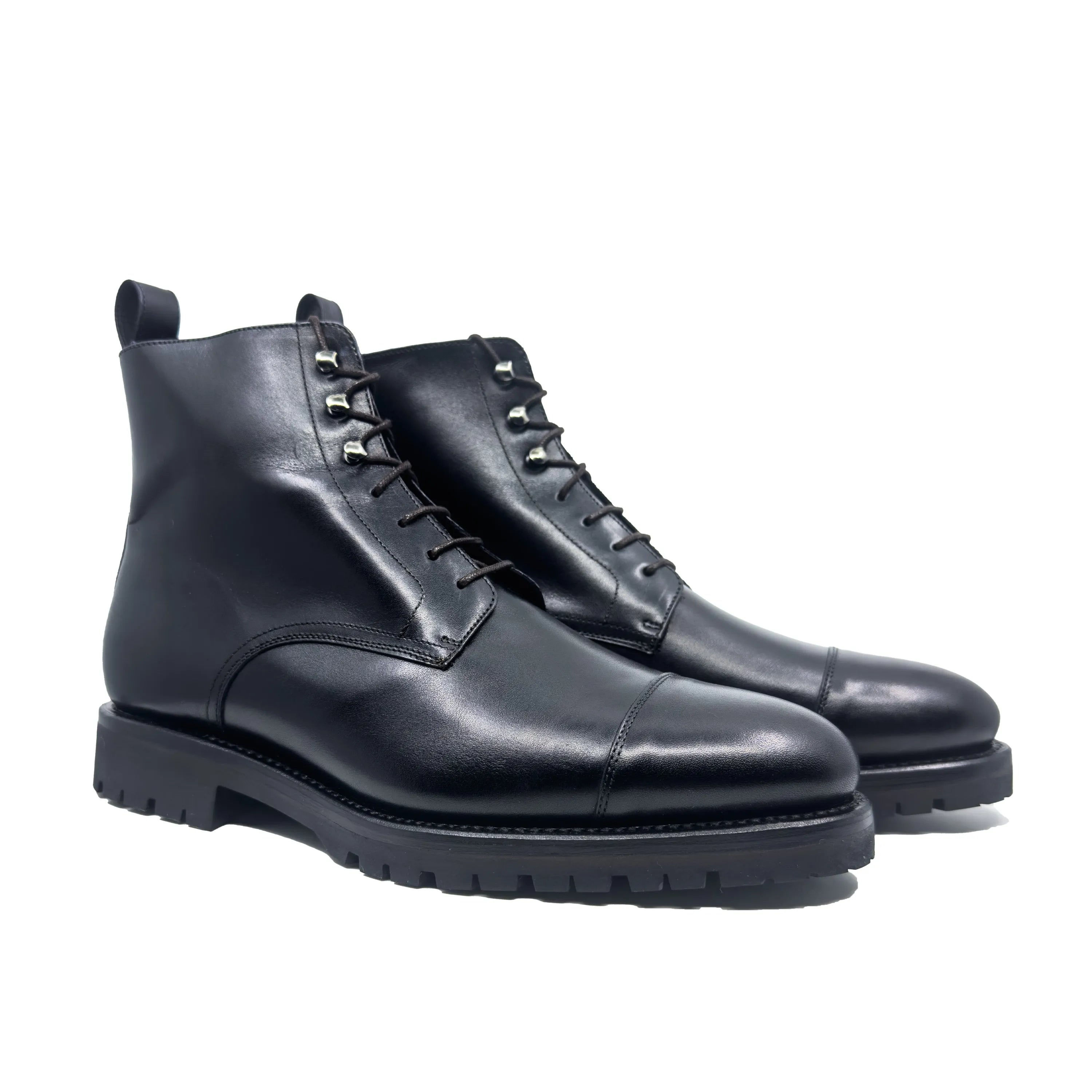 Pair of black leather cap-toe Oakland 45 Jumper Boots II