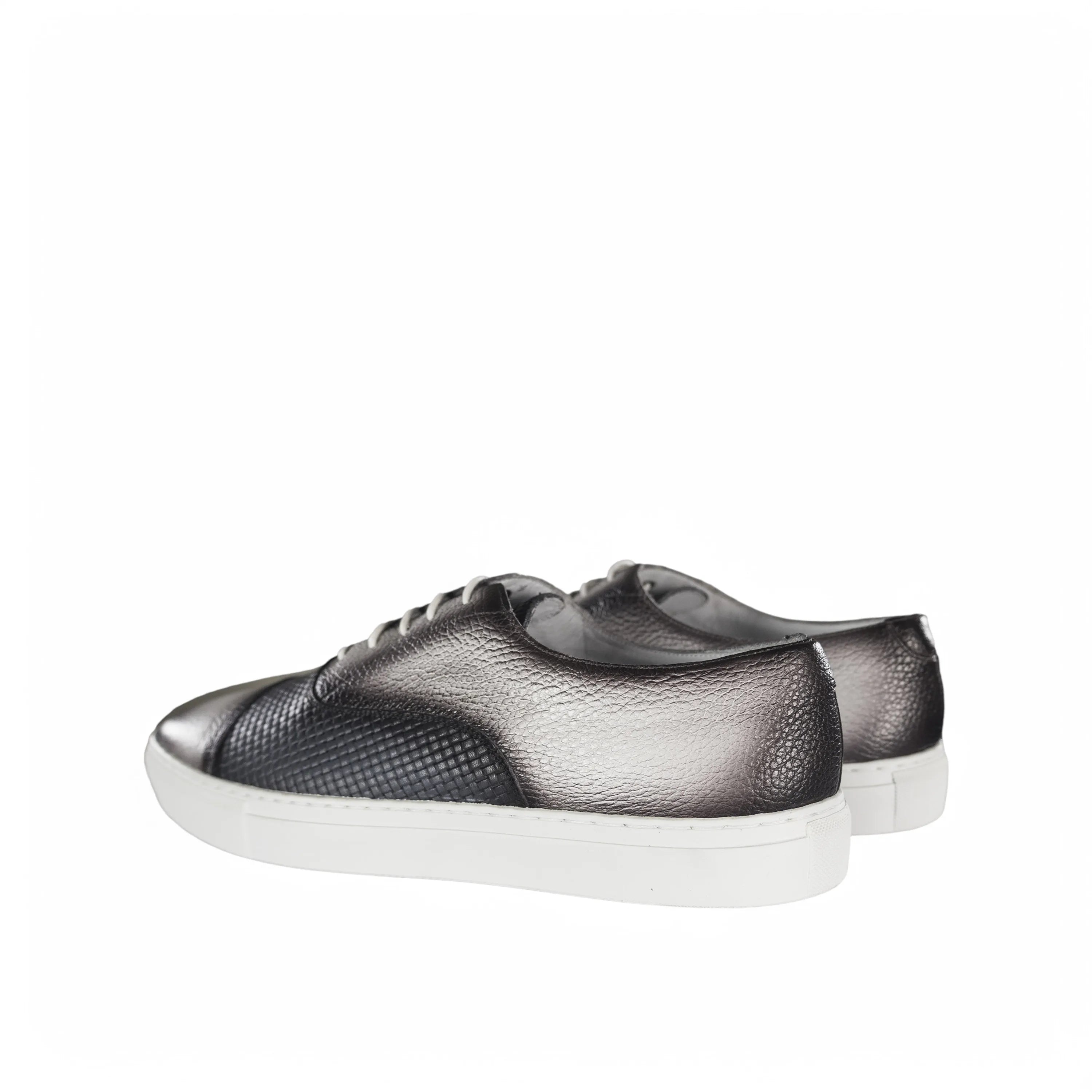 Olimpia Oxford Sneaker II with metallic leather and white soles