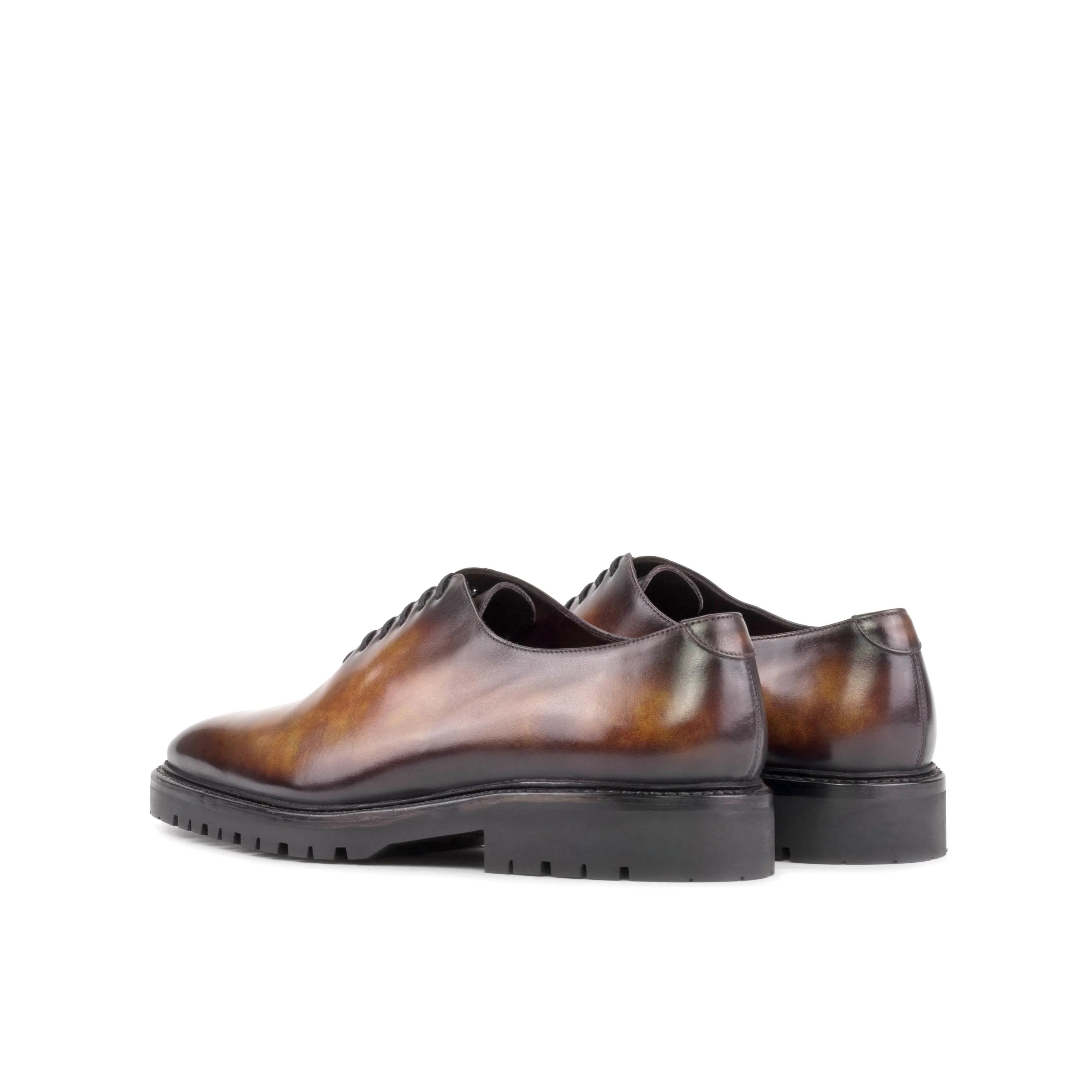 Raigon patina wholecut shoes in brown leather, back view