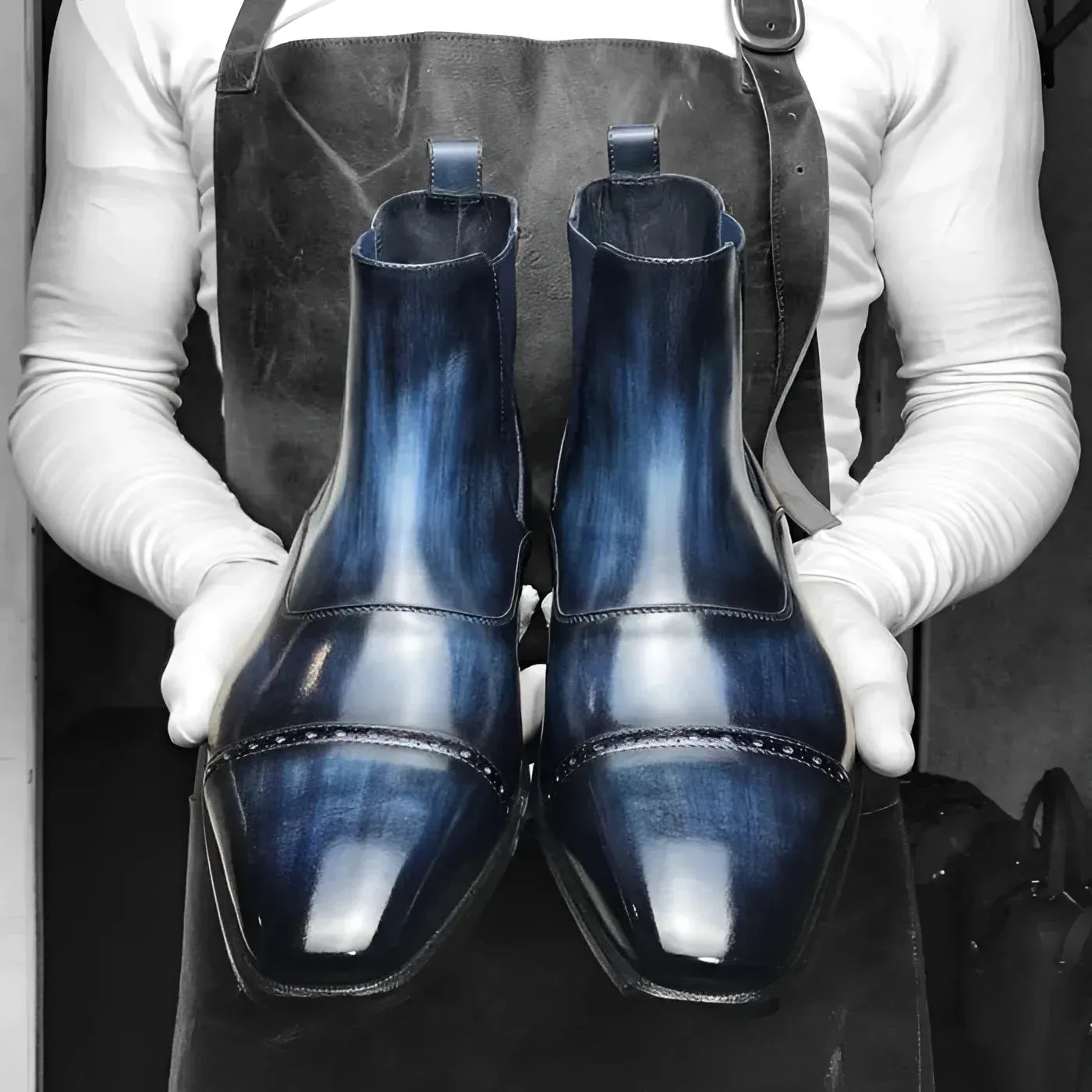Savon Patina Chelsea boots in blue leather