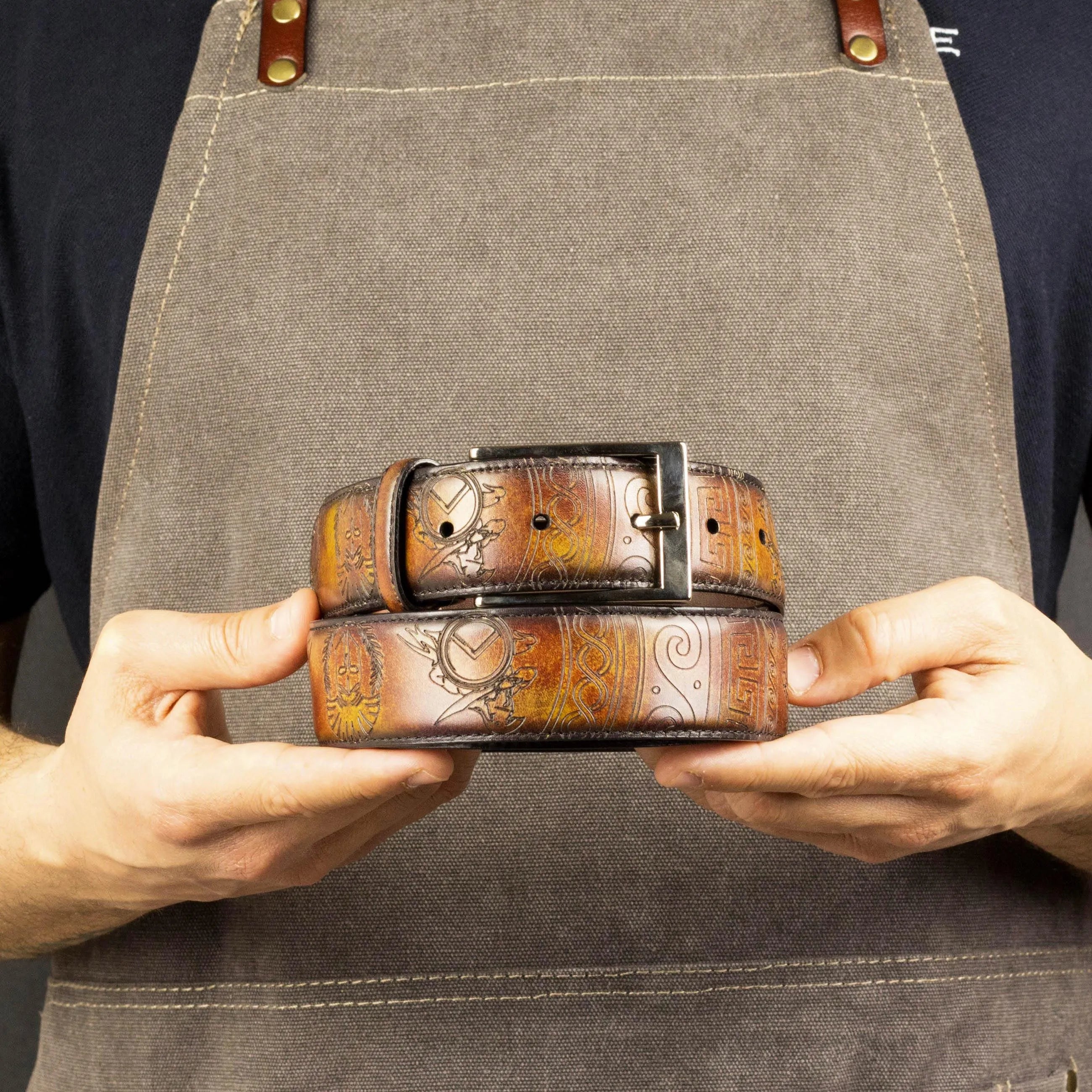 Spartan Patina Hamptons brown leather belt with clockwork design