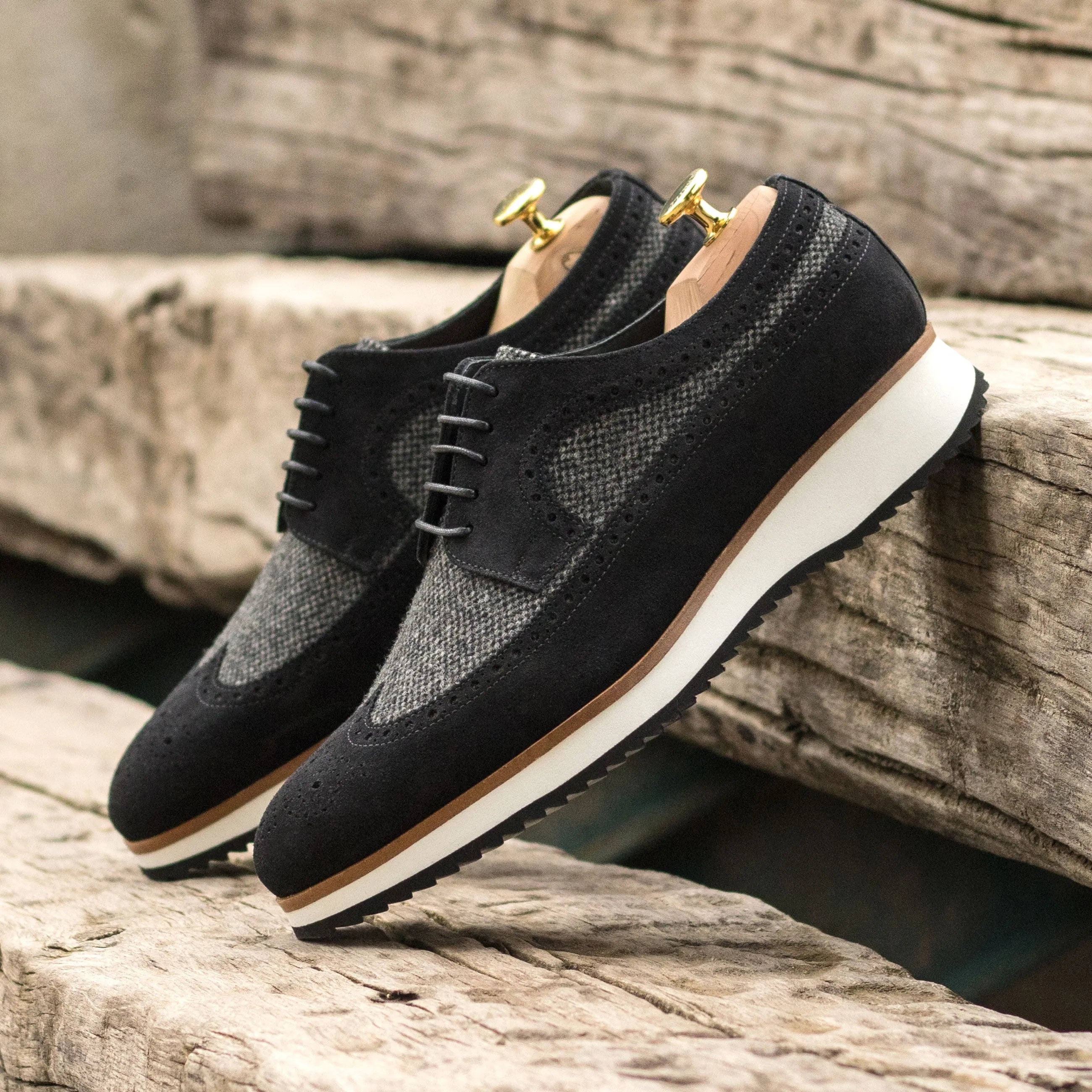 Black and gray town longwing blucher wingtip shoes