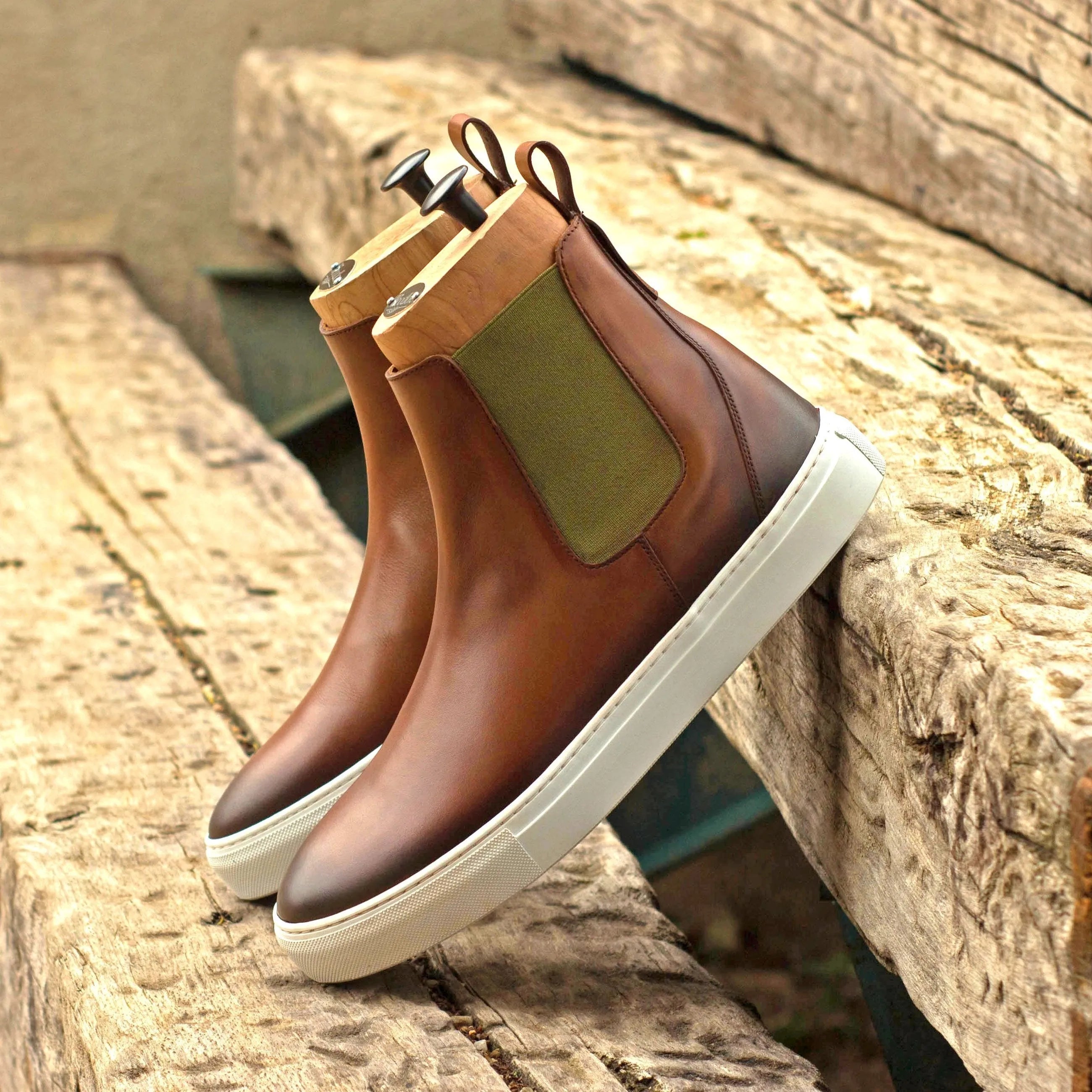 TR99 Chelsea sneaker boots: brown leather with white soles