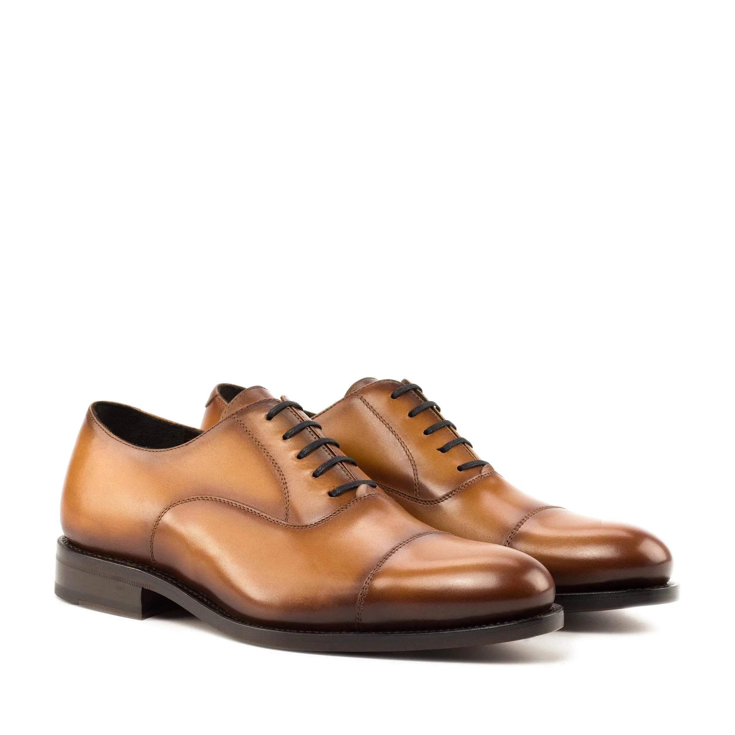 Pair of brown leather 6014 Oxford shoes with hand-painted patina