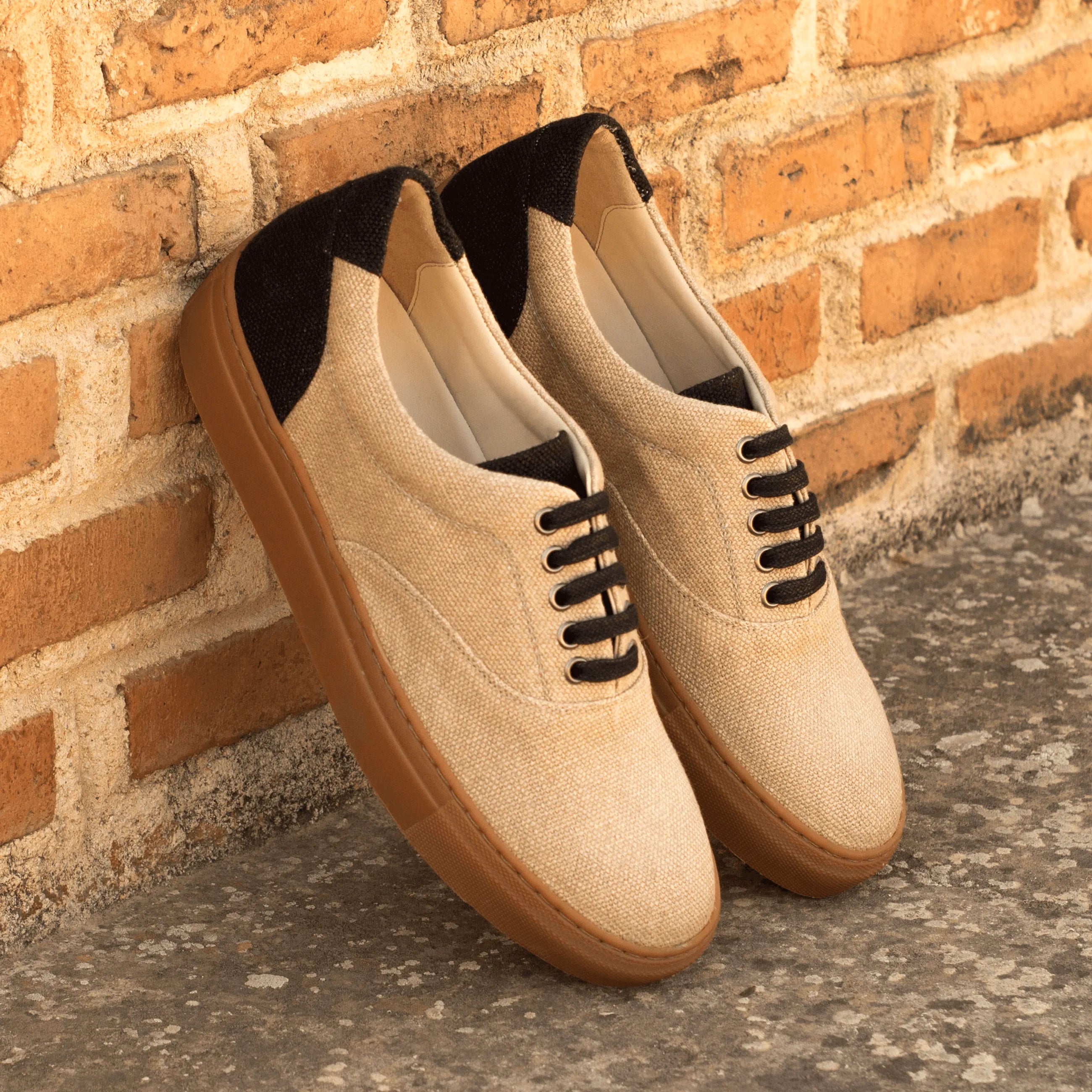 Adria Top Sider Sneaker II beige canvas with black accents