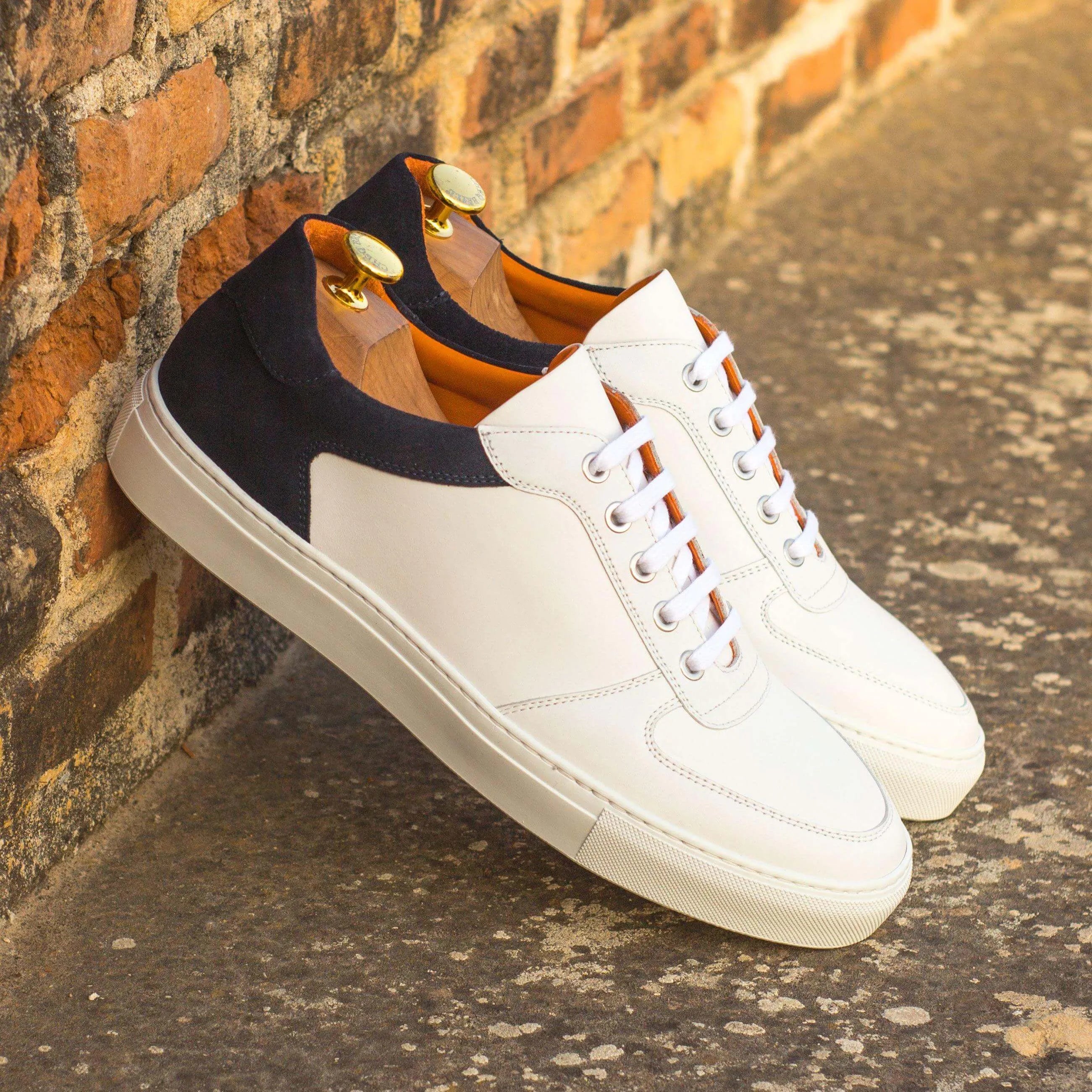 Alin low top trainer sneakers in two-tone leather for men