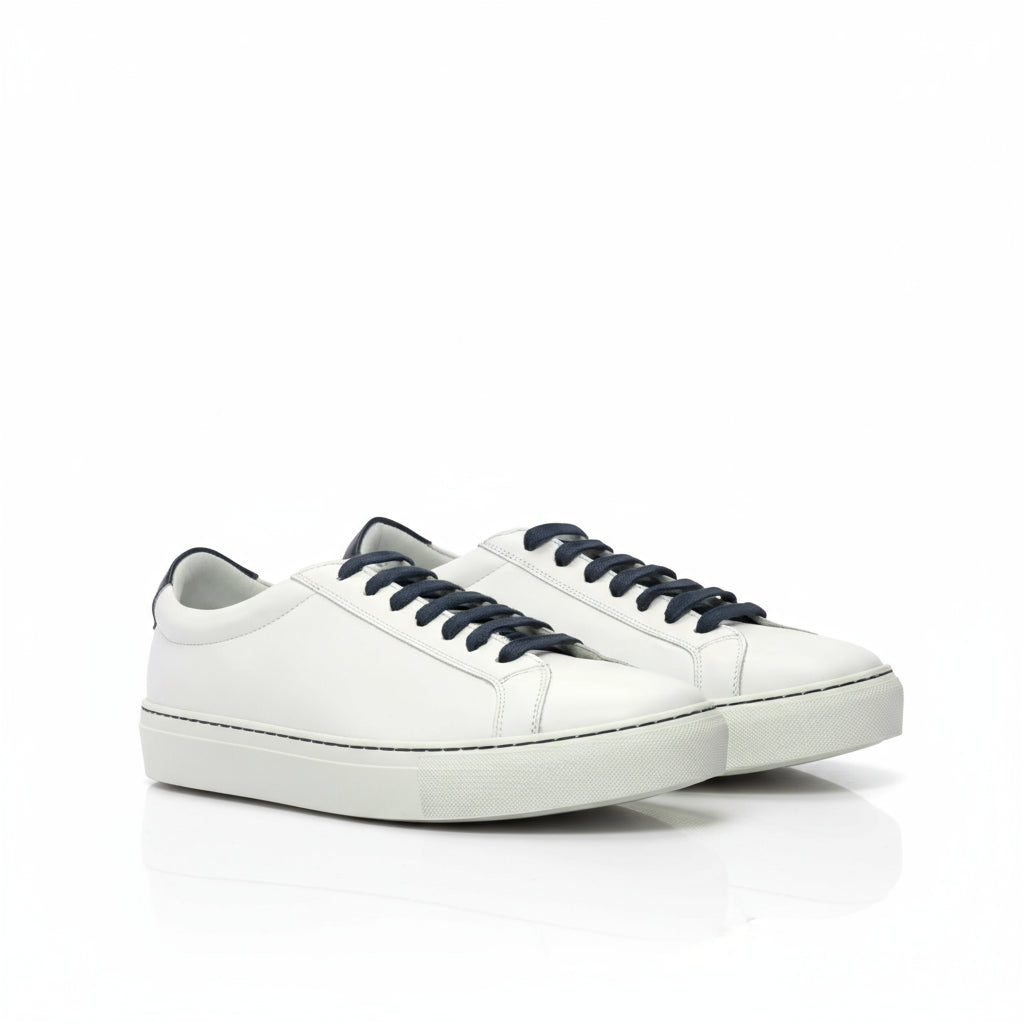 Ardo low kick sneaker II in white leather with navy laces