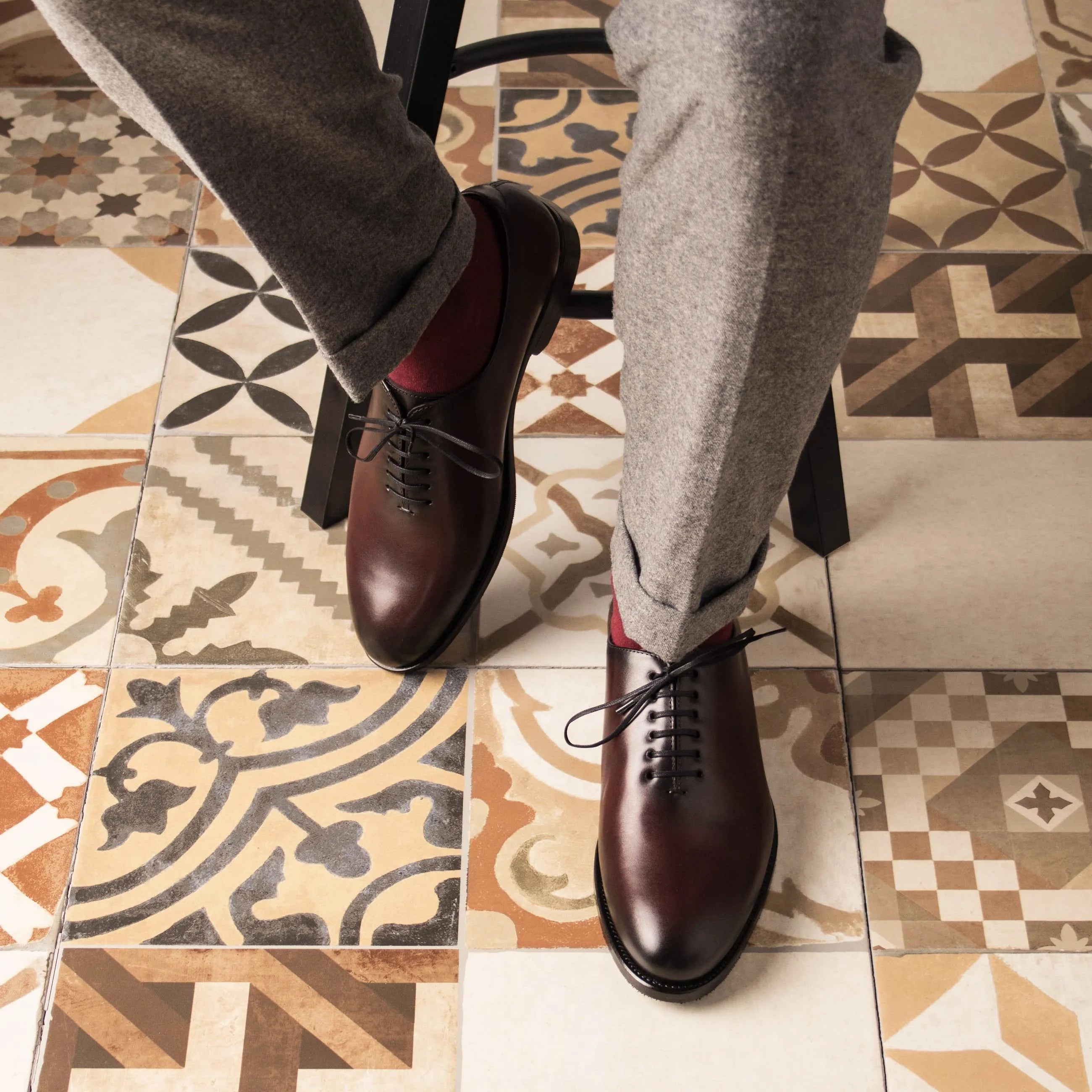 Daniels Wholecut shoes in burgundy leather, back view