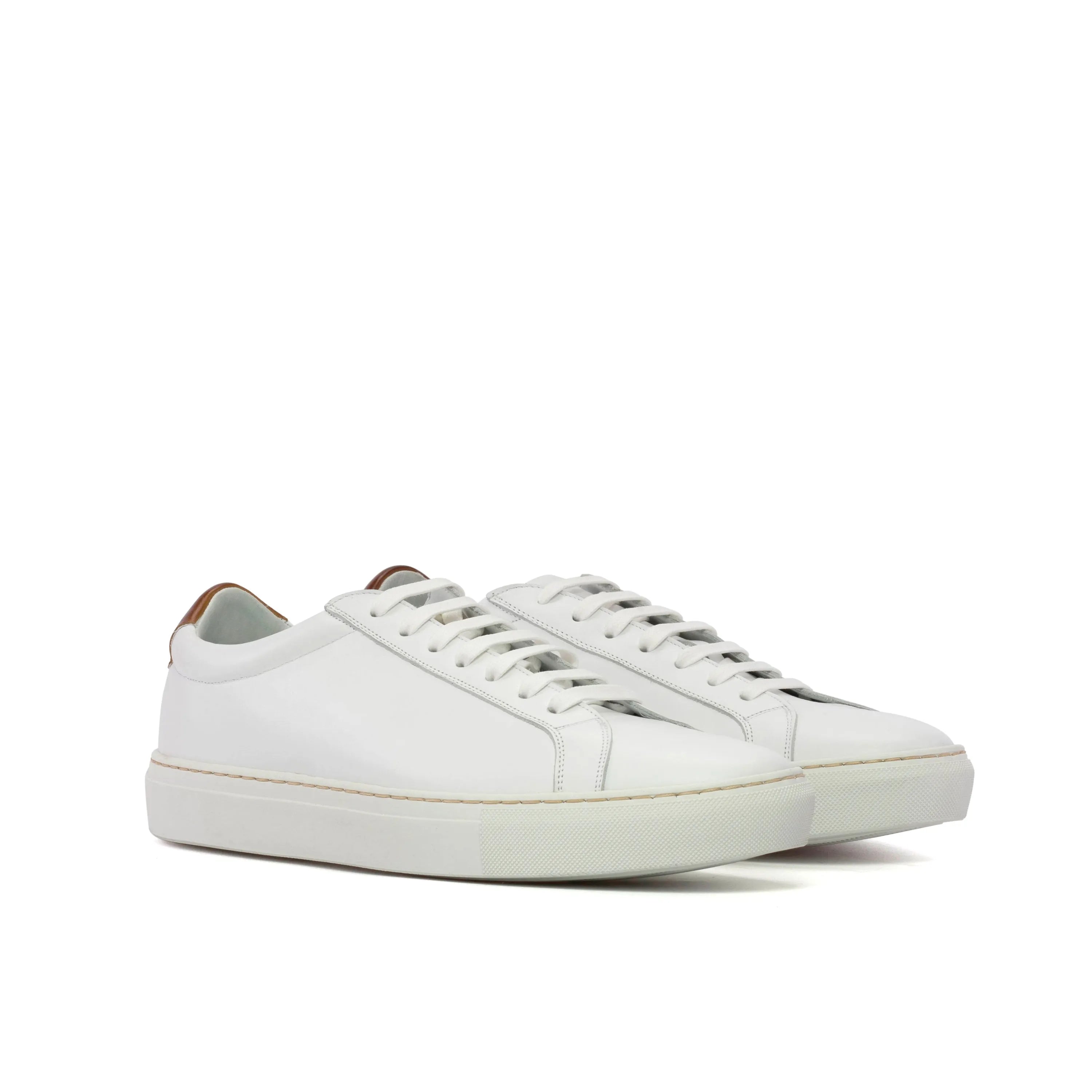 Pair of white calf leather low kick sneakers Garry V2 fast lane