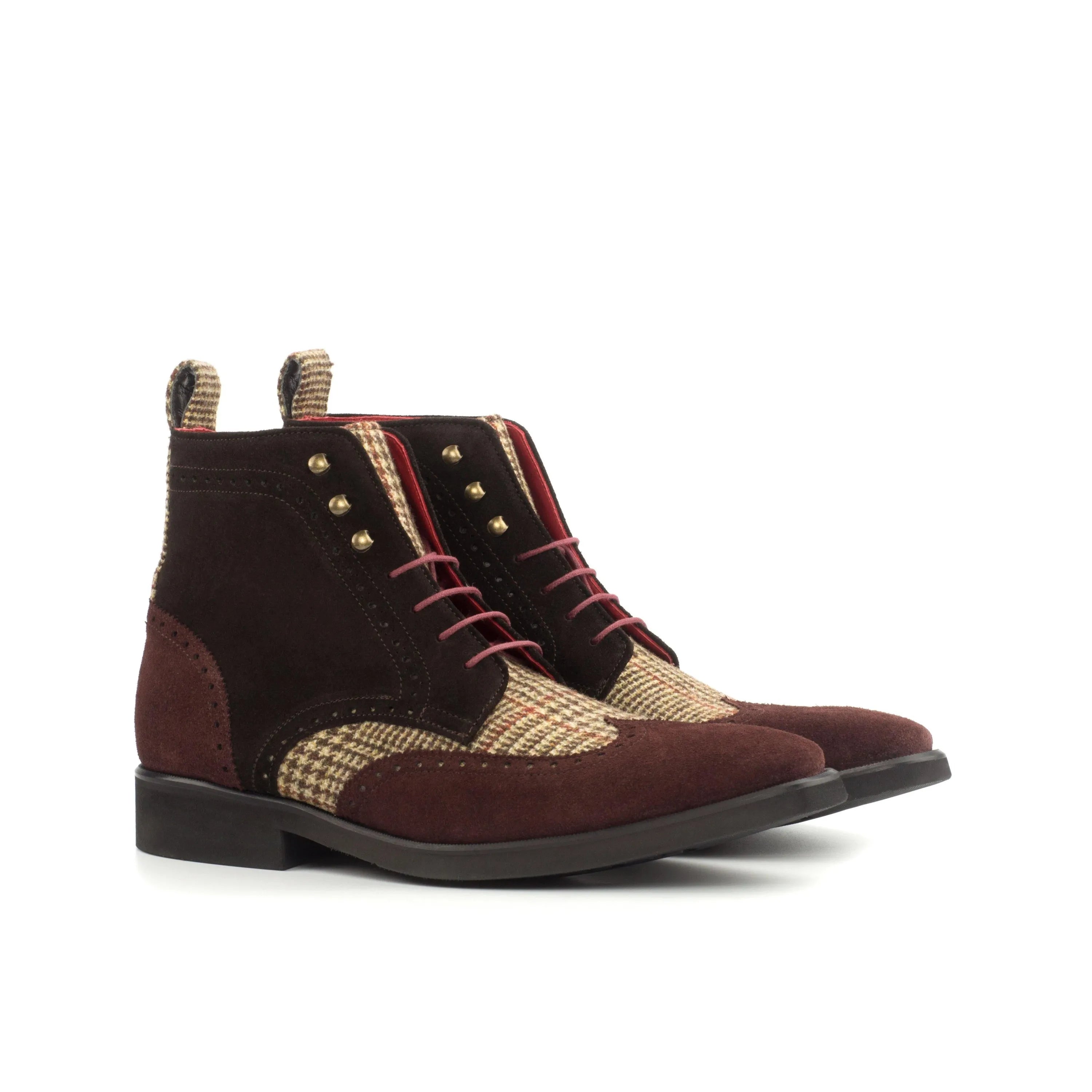 General06 military brogue boots II in brown and tweed wingtip design