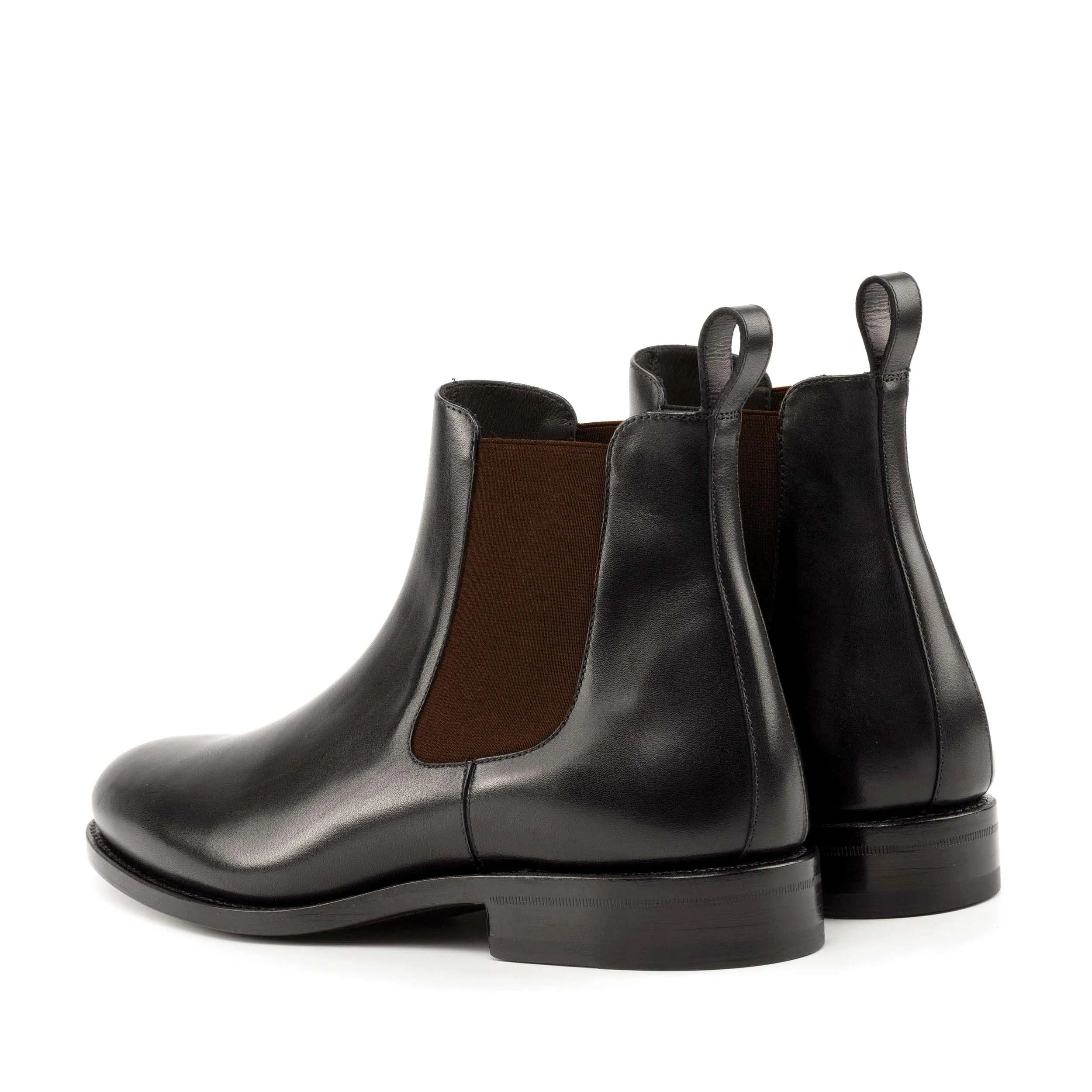 Henrystar Chelsea boots pair of black leather Chelsea boots