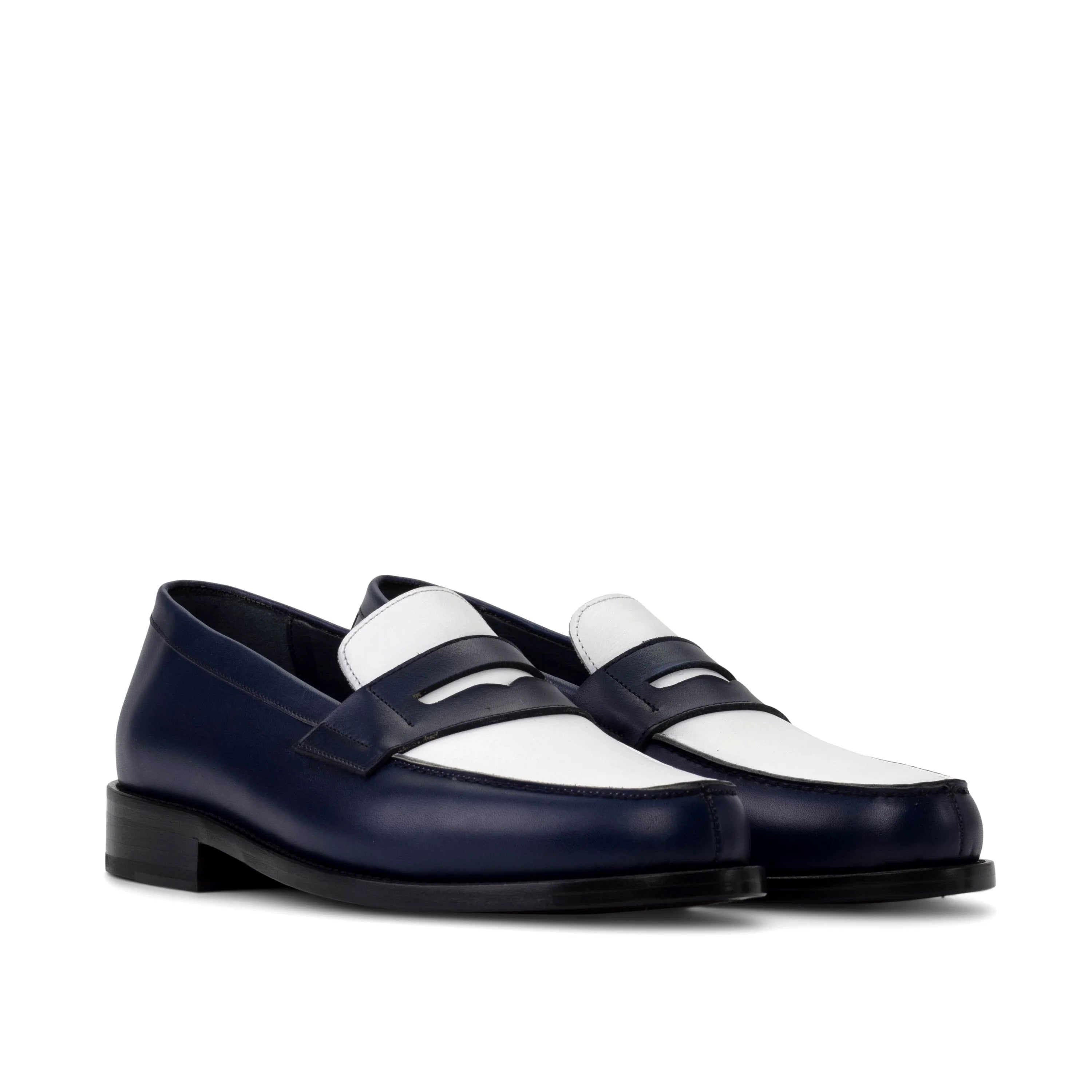 Marew penny loafers in navy calf leather with leather sole