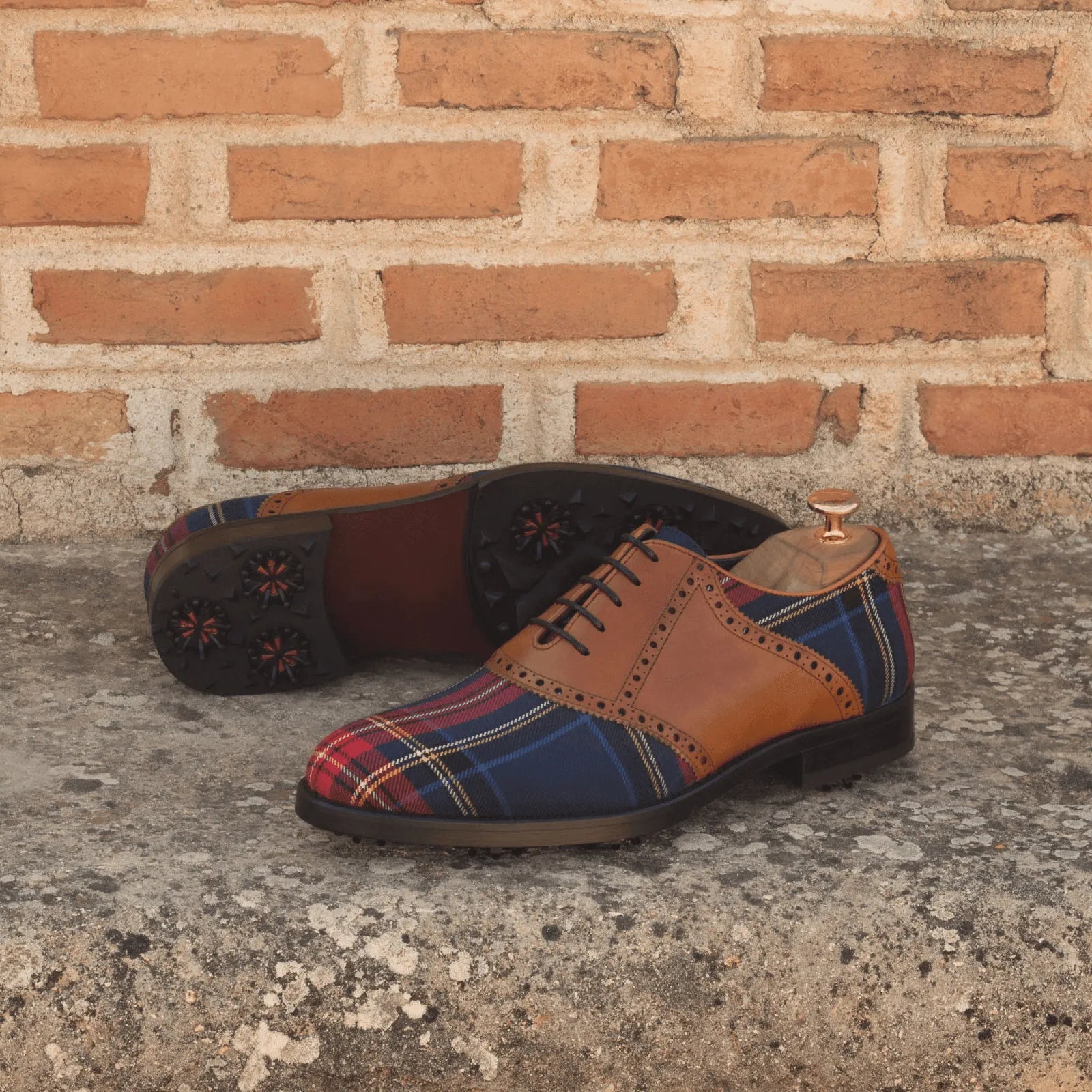 Shapiro saddle golf shoes II with tartan and leather design