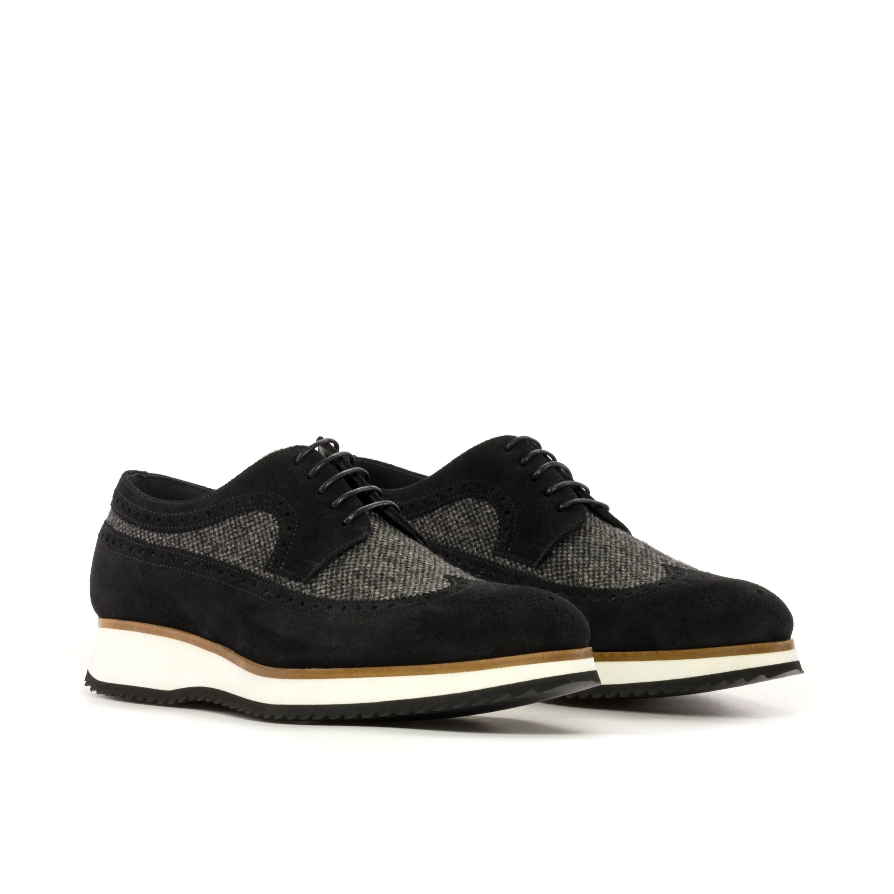 Town longwing blucher shoes II in black and gray wingtip